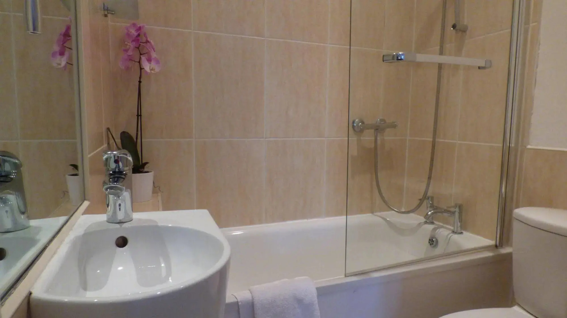 The Artisan Quarter Serviced Apartments