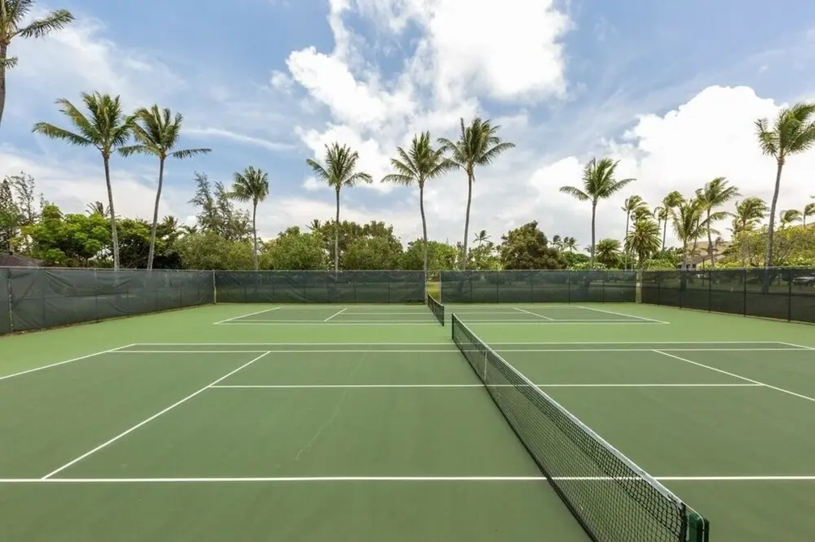 New Listing! Stylish - Pools, Tennis & Beach 1 Bedroom Condo