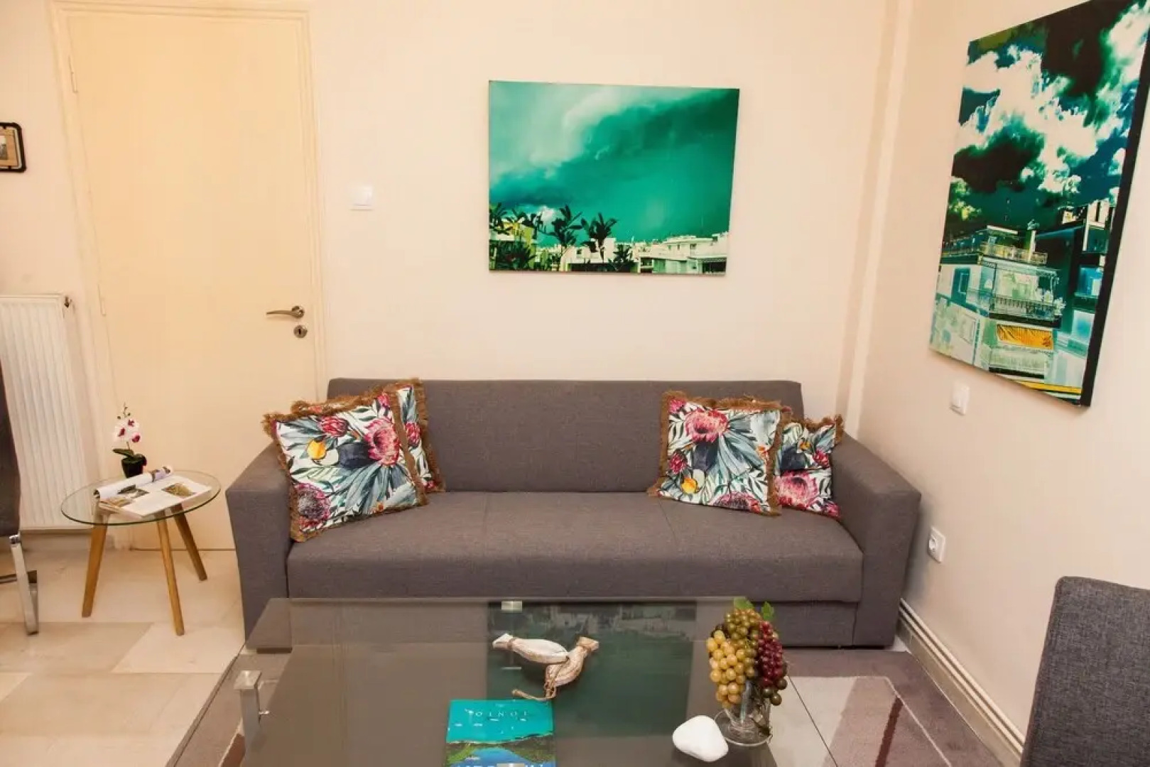 Glamorous Modern Aprt in Palaio Faliro