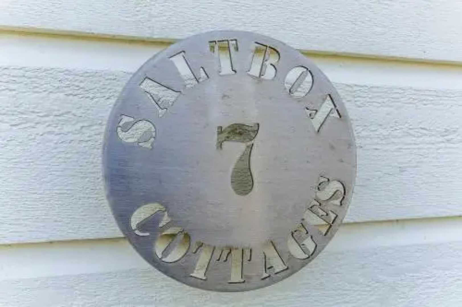Saltbox B7