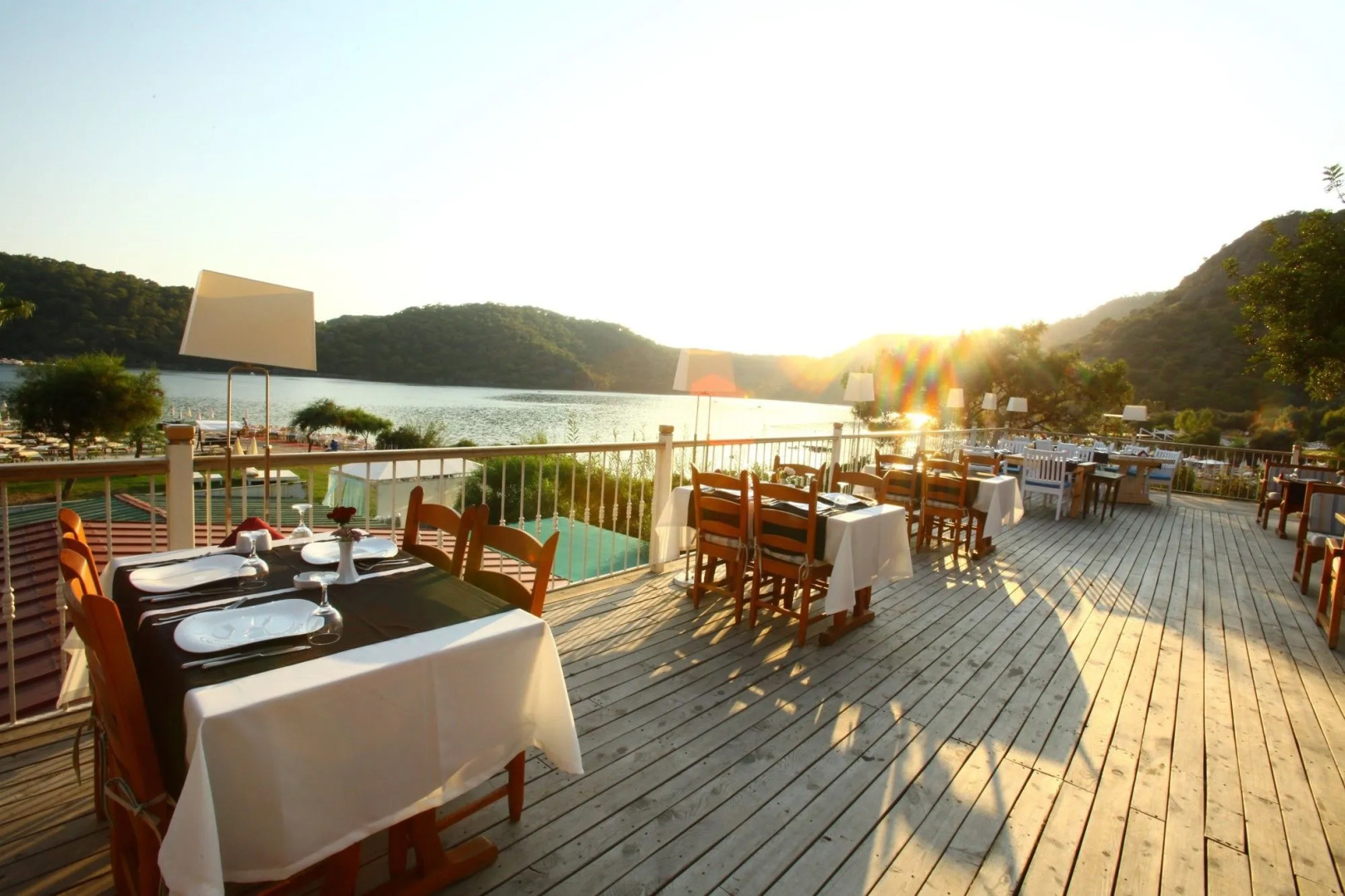 S3 Seahorse Beach Club & Hotel