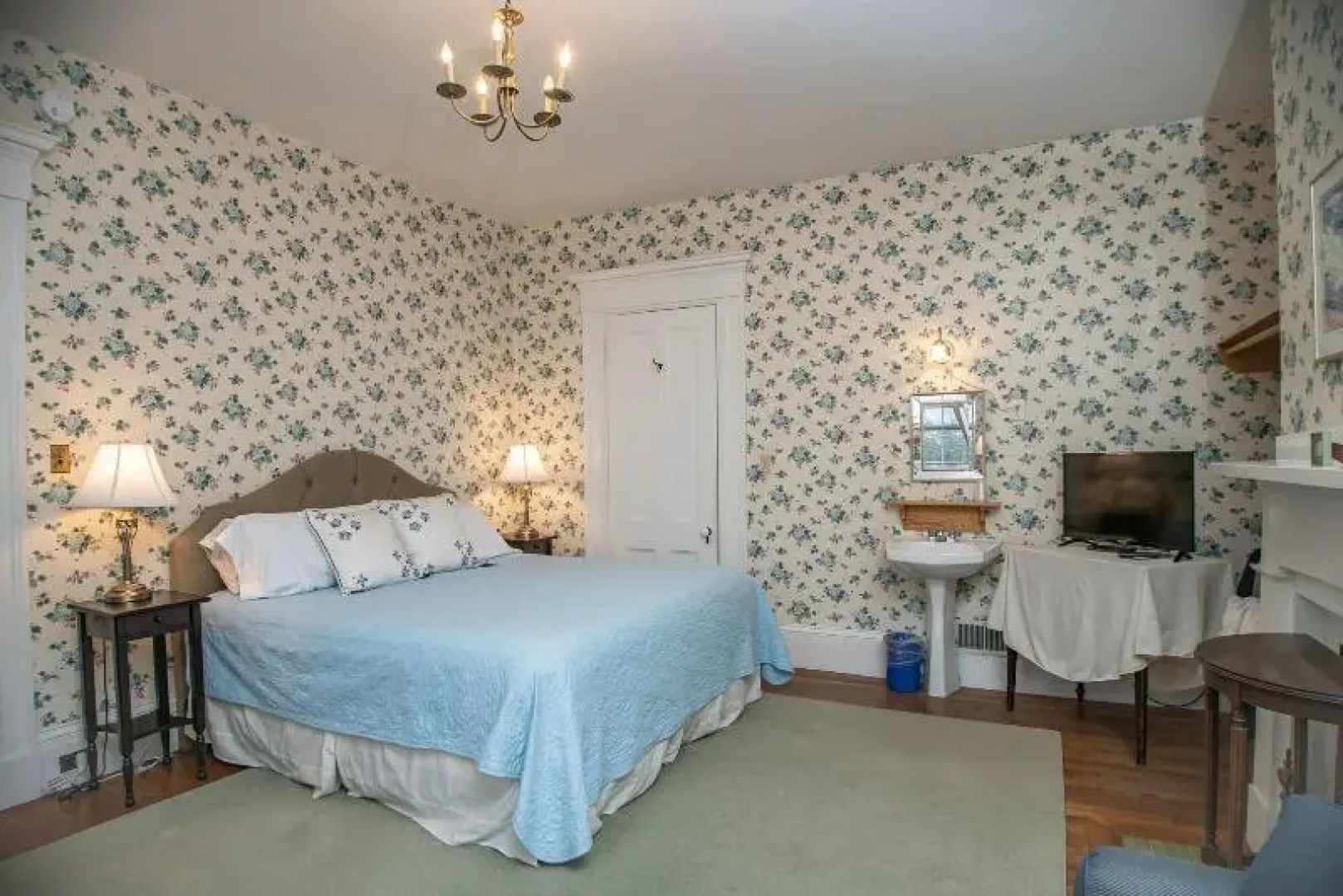 The Jeremiah Mason House B & B