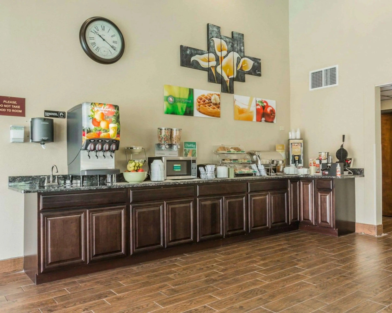 Quality Inn & Suites North Montgomery