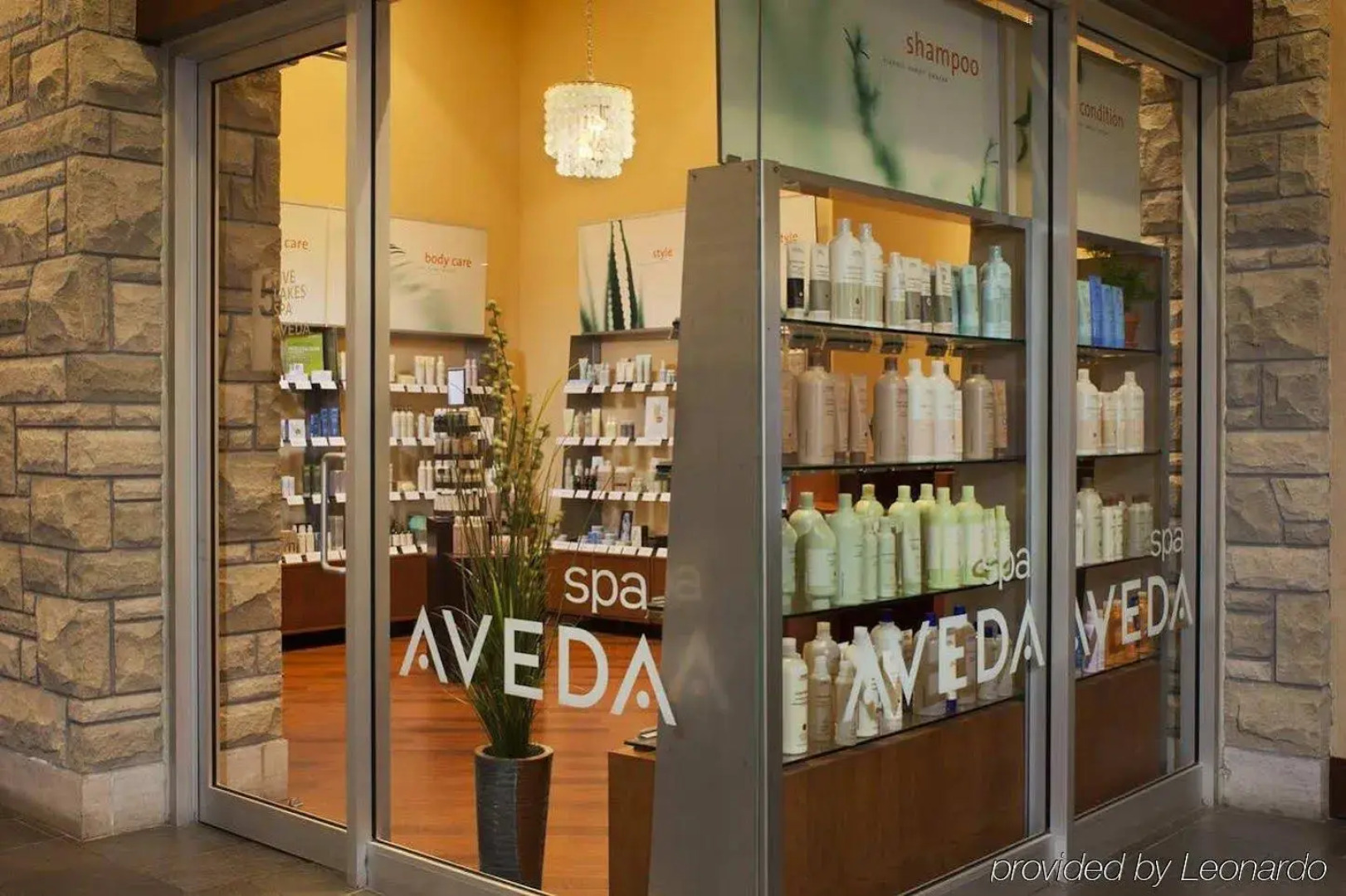 DoubleTree Fallsview Resort & Spa by Hilton Niagara Falls