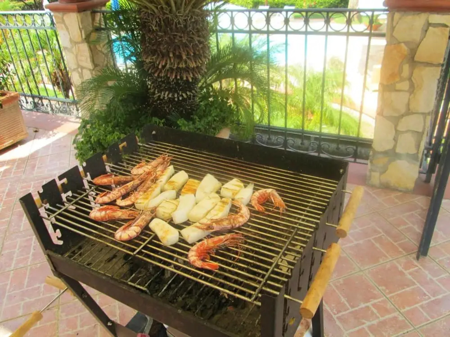 Apartment With 2 Bedrooms in Lago, With Wonderful Mountain View, Shared Pool, Enclosed Garden Near the Beach