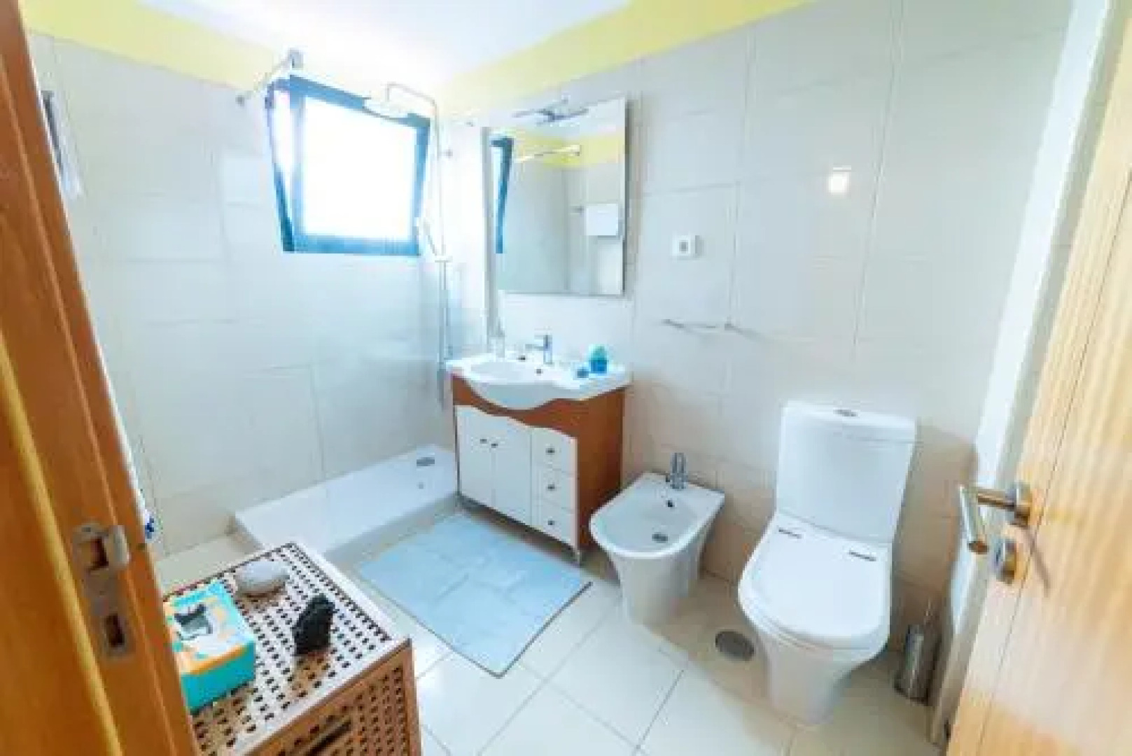 Cozy and Bright Apartment