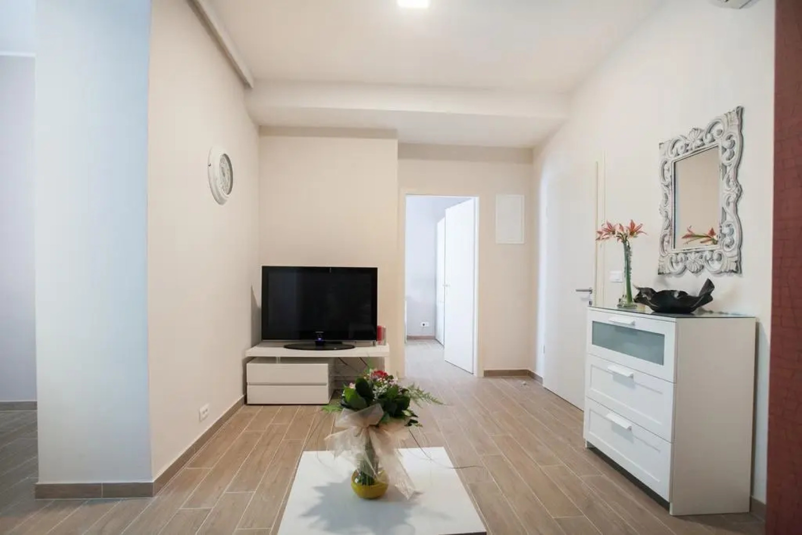 Sand Beach Apartments