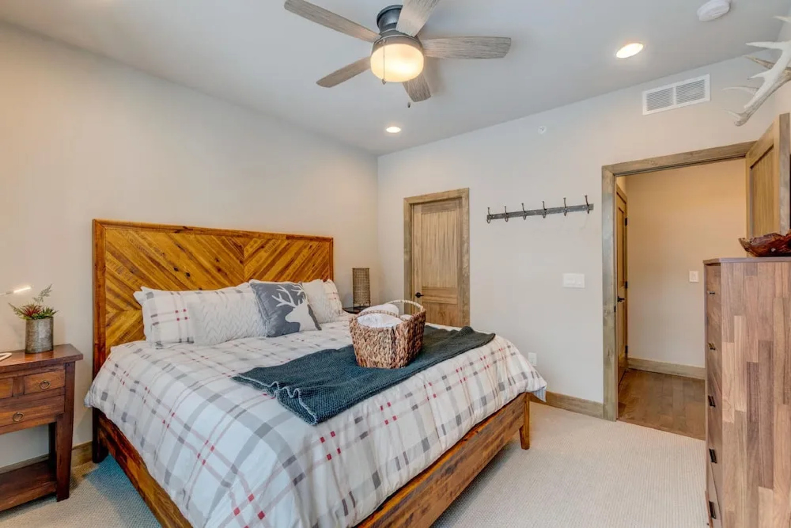 Rendezvous Luxury Chalets by Winter Park Escapes