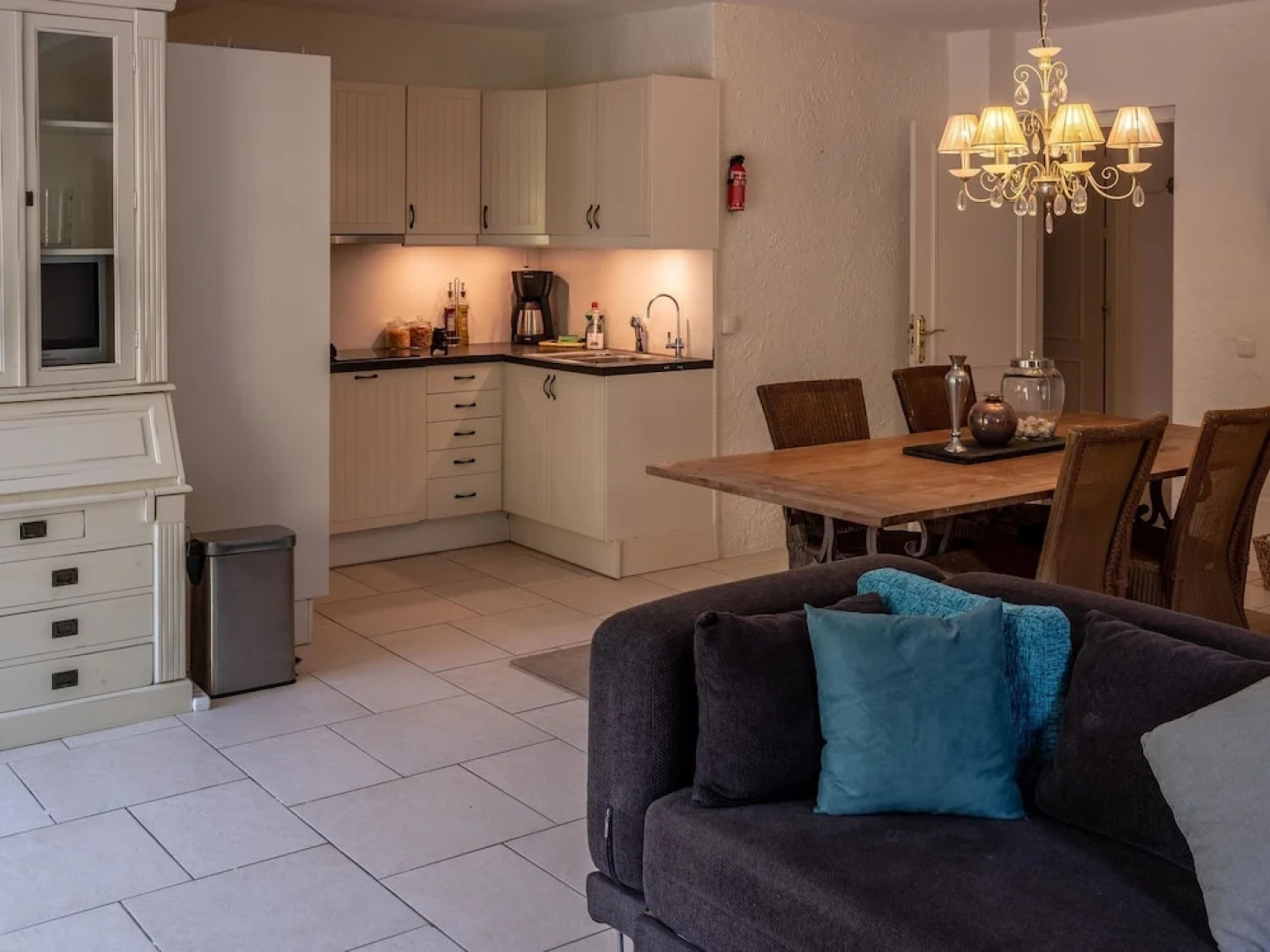 Plush Villa in Casares with Heated Pool, Sauna, Hot Tub