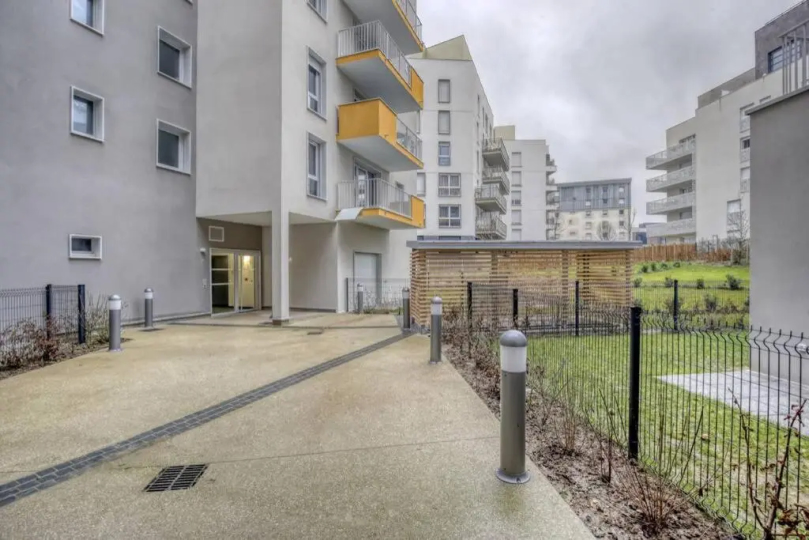 - Modernité & Confort - Studio 35m² Proche ESSEC/Fac