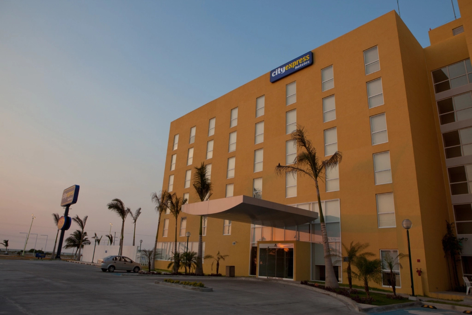 City Express by Marriott Ciudad del Carmen