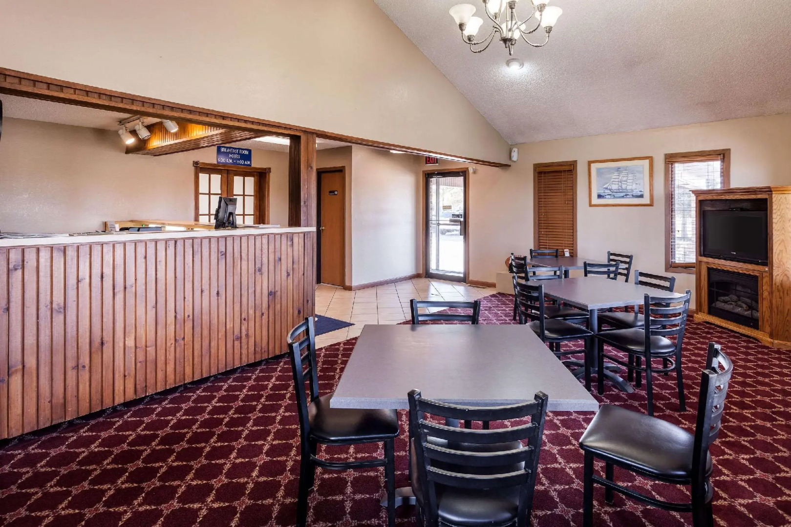 Dragonfly Inn and Suites