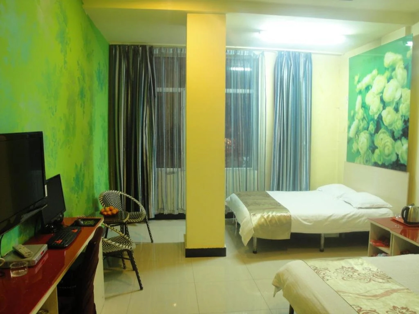 Landi Express Business Hotel