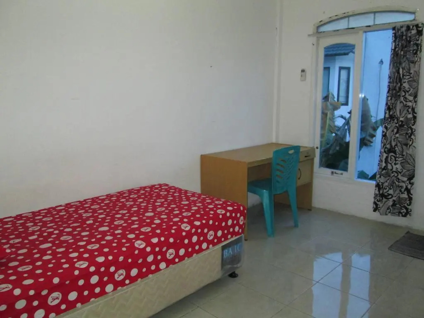 Sentosa 76 Guest House