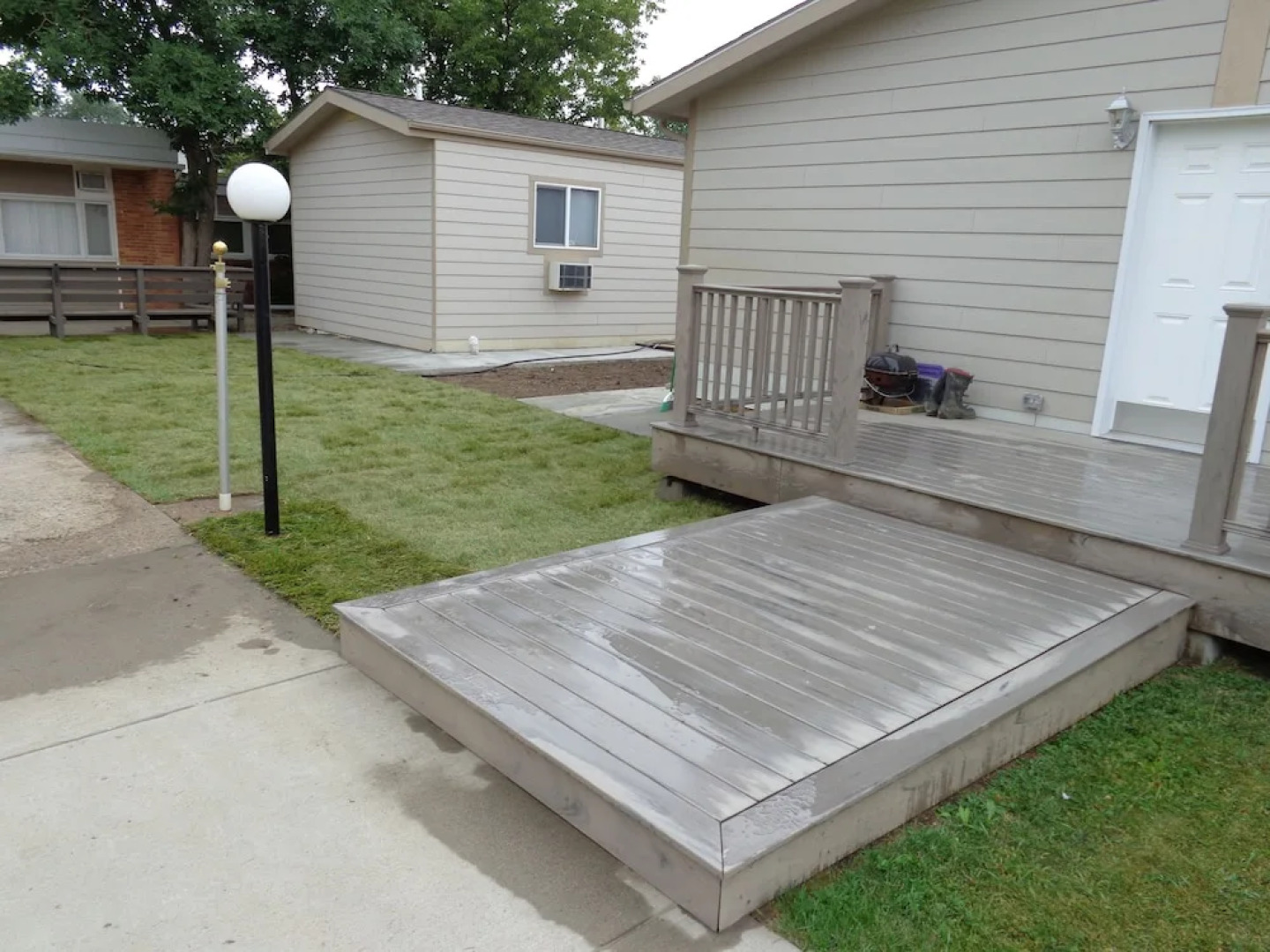 Crashpad Bunkhouse & Noonan Hotel