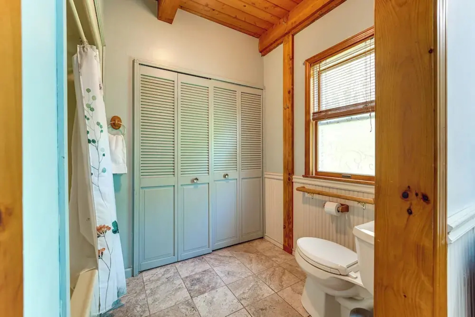 Boat & Kayak Nearby: Barters Island Home w/ Views