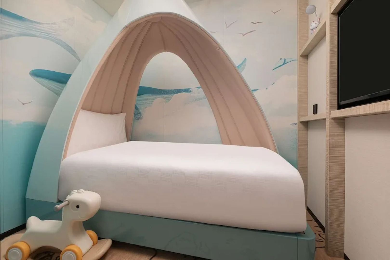 HUALUXE Sanya Yalong Bay Resort by IHG