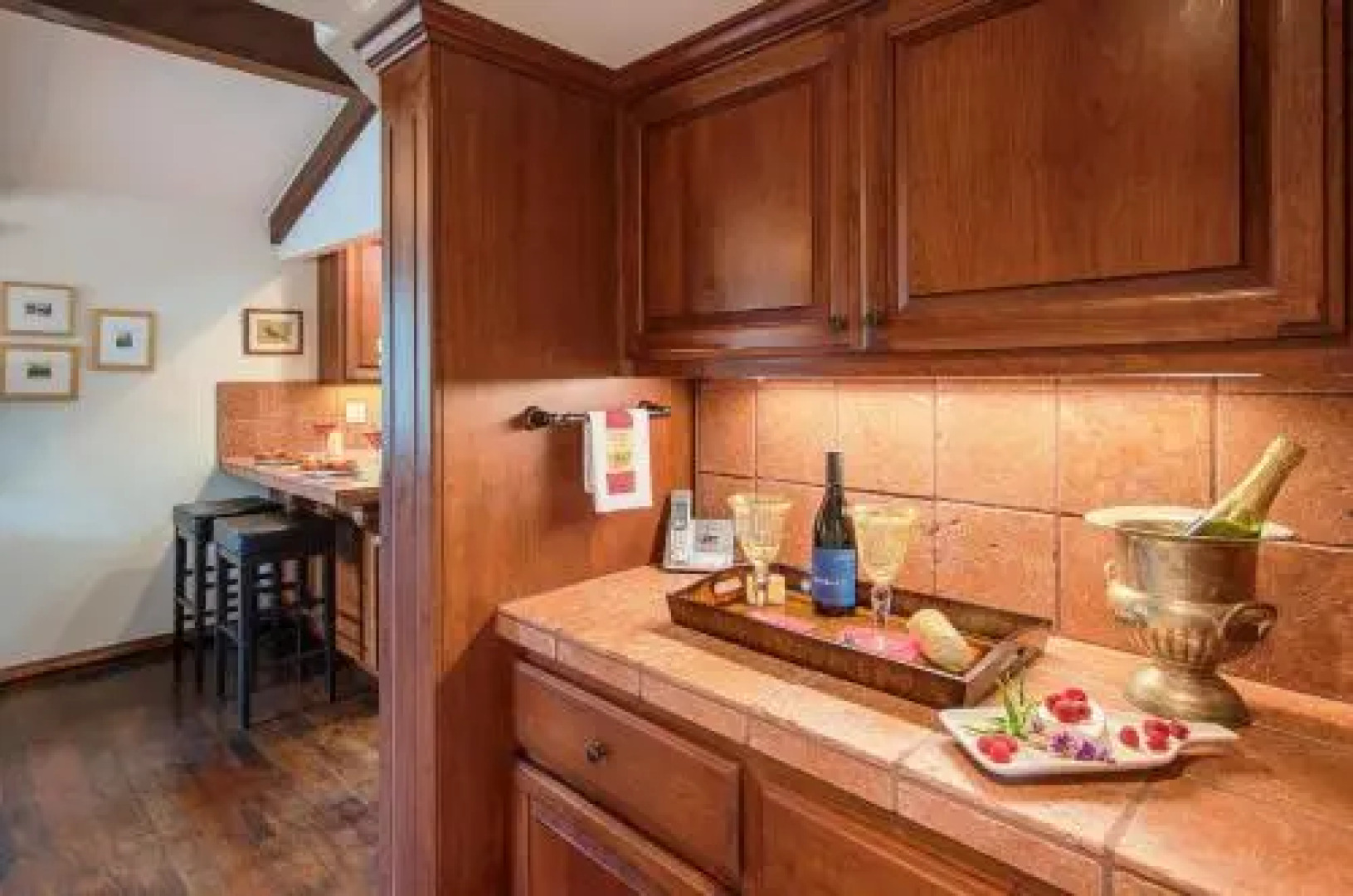 Whispering Waves - Two Bedroom Home - 3681