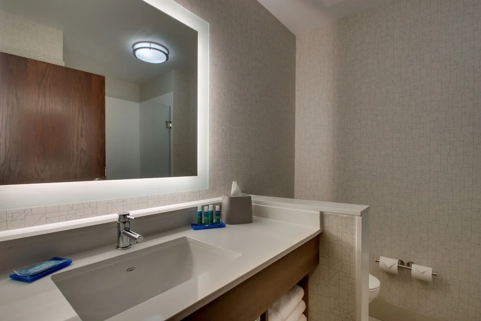 Holiday Inn Express & Suites Mt Sterling North, an IHG Hotel