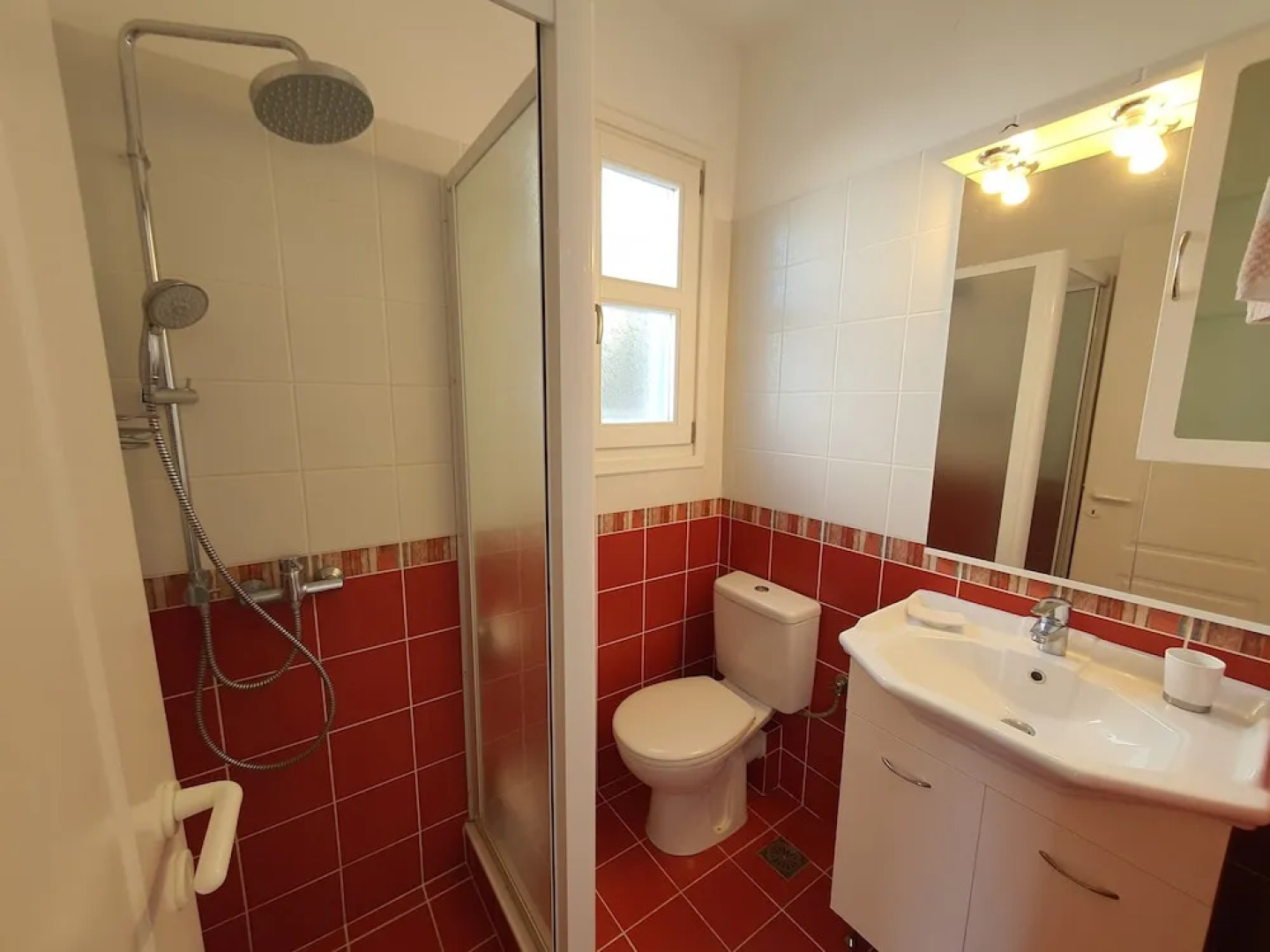 Karaoulanis apartments