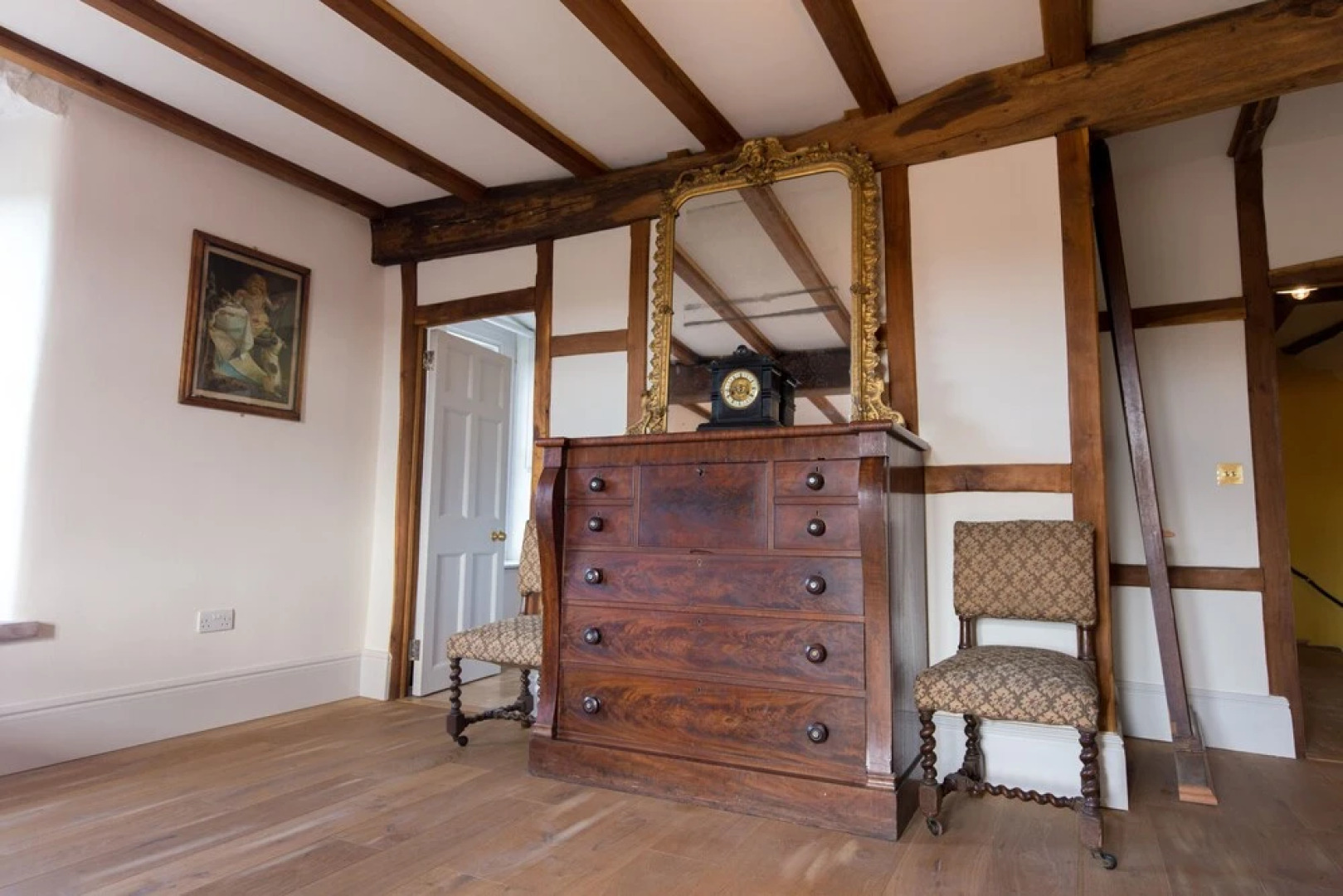 HAILE HALL Private Wing 4 Ensuite Bedrms