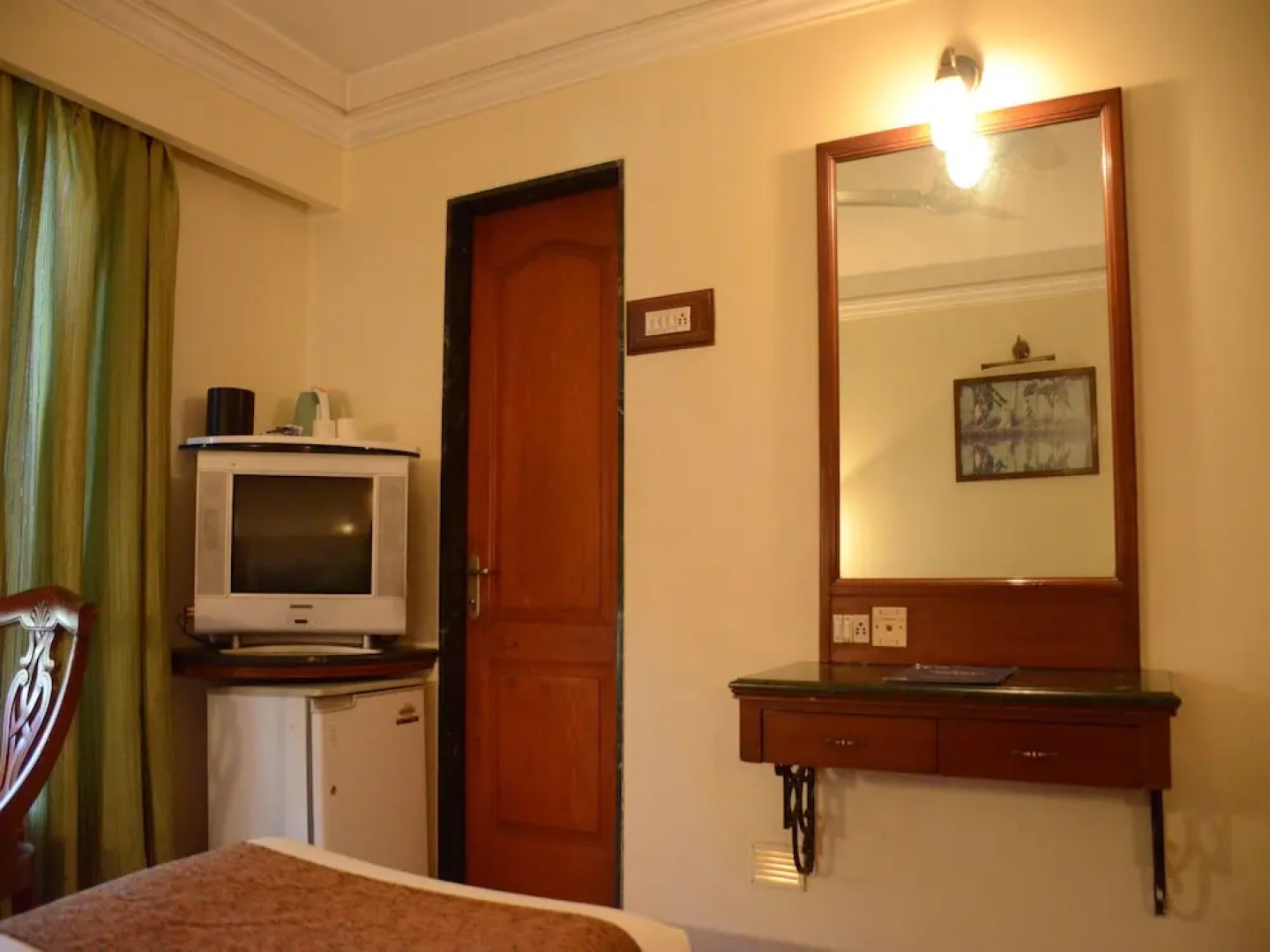 Jinshuiloutai Hotel - Zhouzhuan