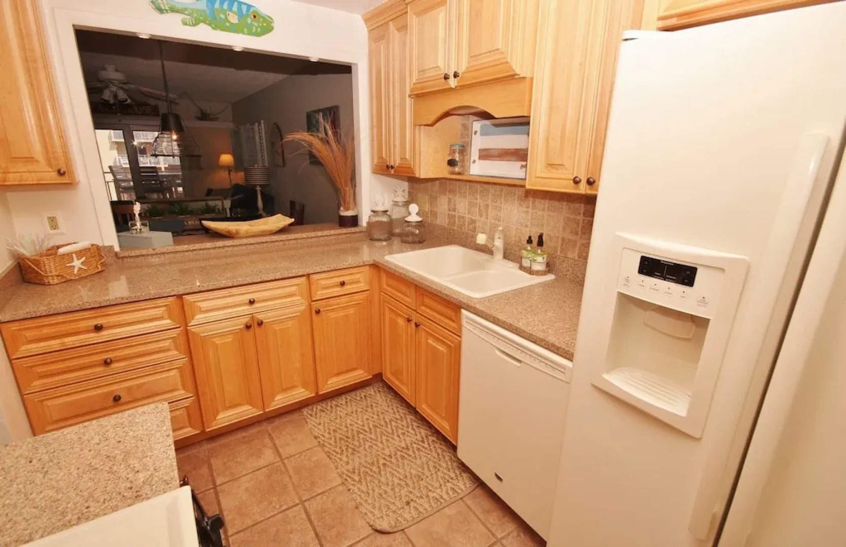 Sea Coast Gardens III 412