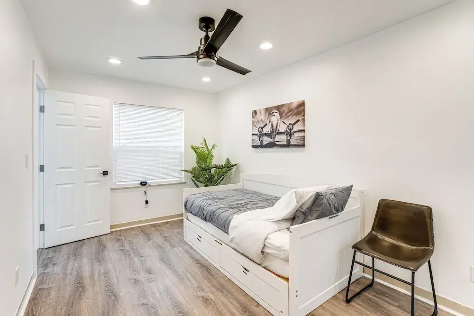 Walk to Crab Cove Beach: Alameda Home w/ Game Room