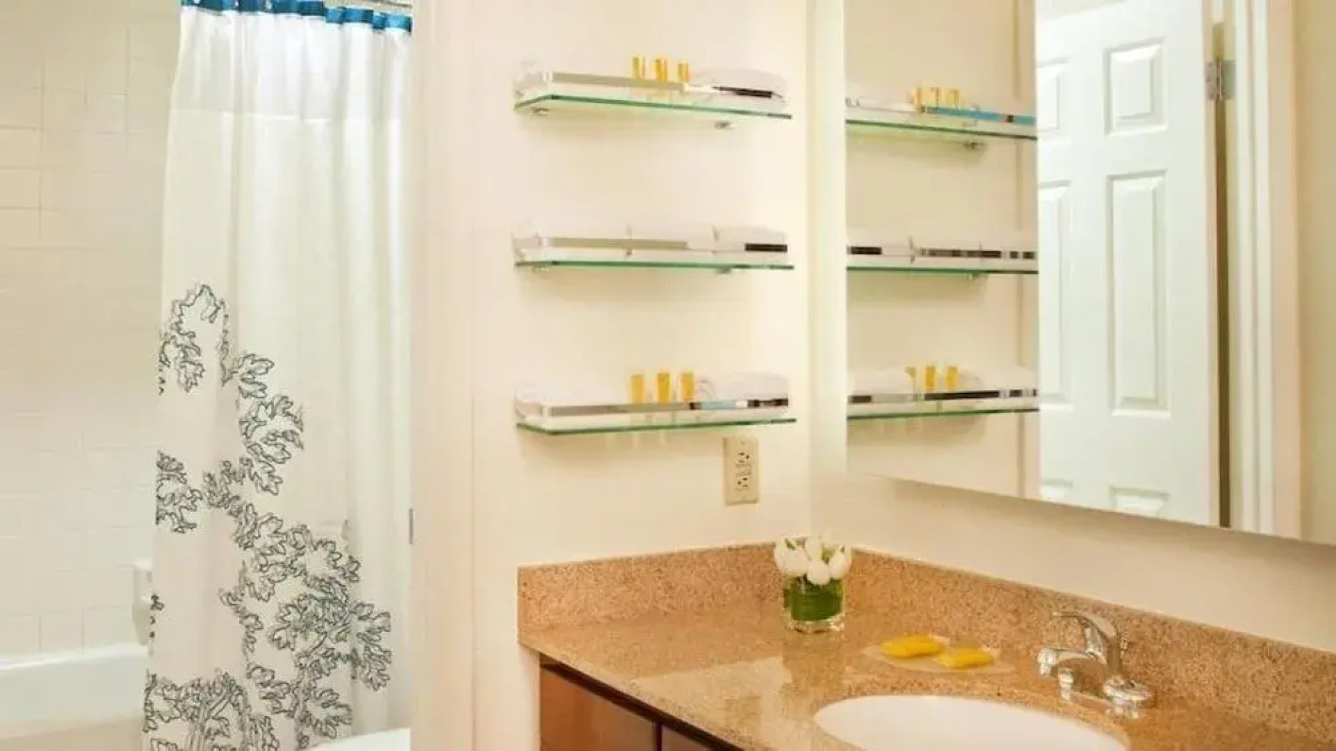 Tysons Corner Suites, A Baymont by Wyndham