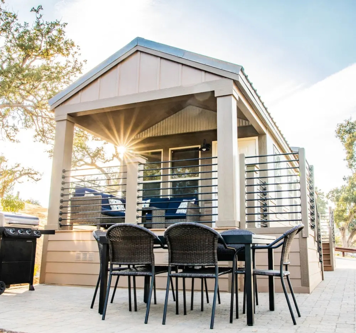 Cava Robles RV Resort