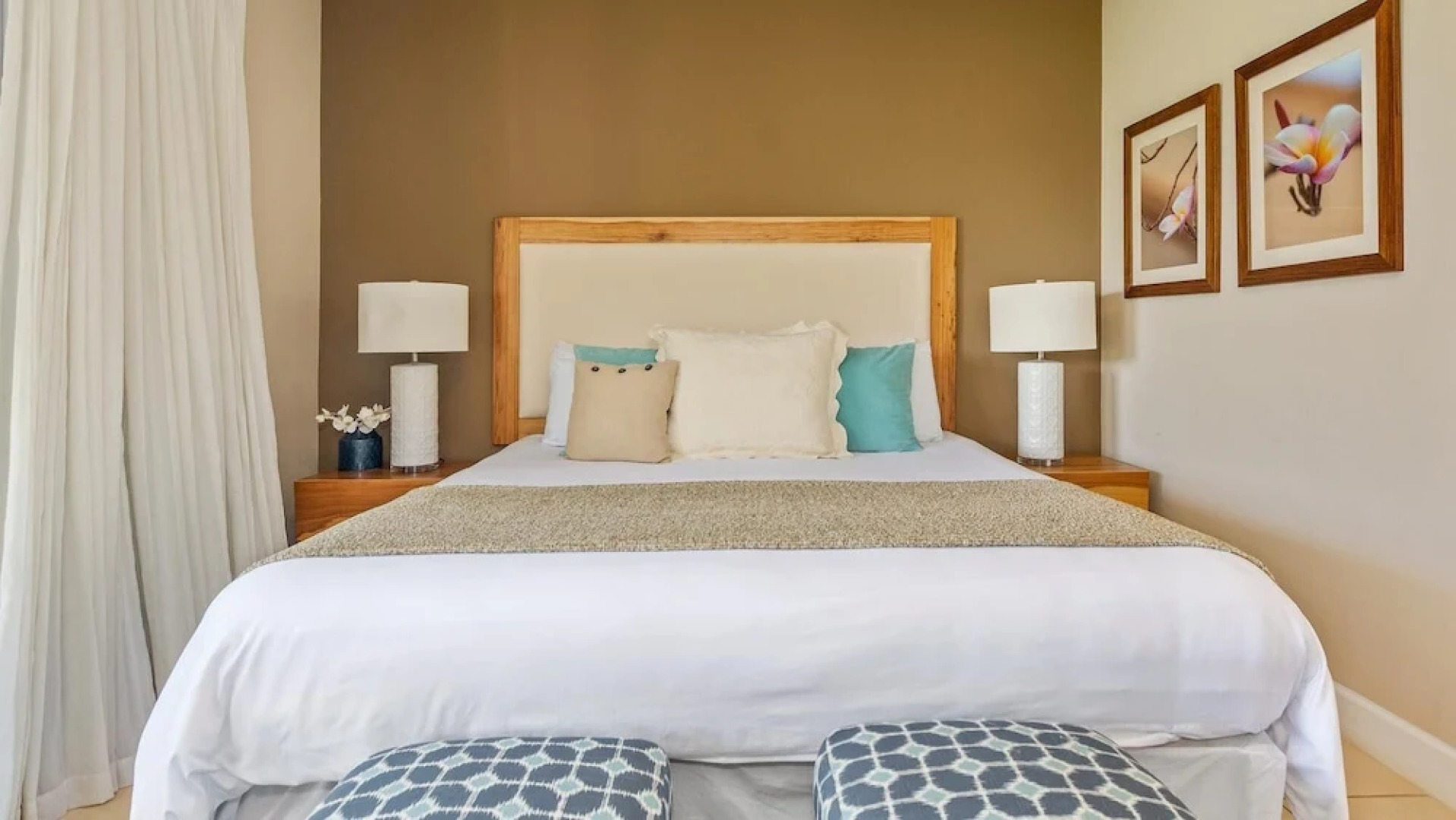 Unique 3BD Wonder on 3rd Floor in Coco with Mountain Views