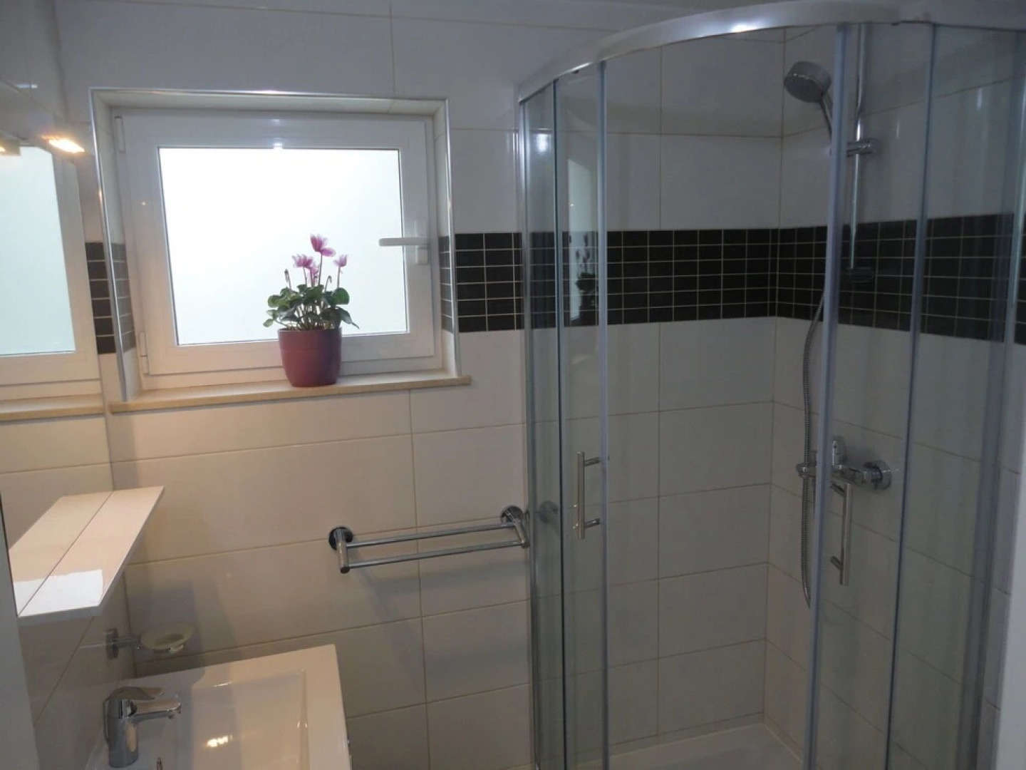 Charming Apartment With Terrace and Beautiful sea View. Near the Beach!