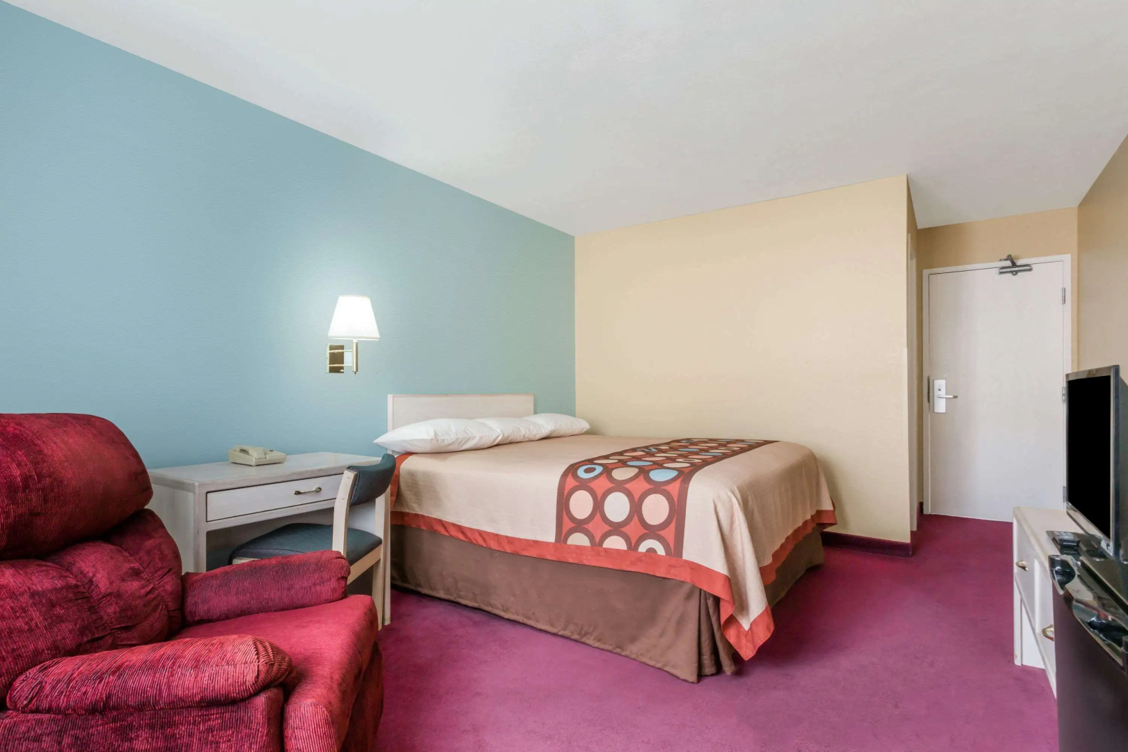 Super 8 by Wyndham Nephi