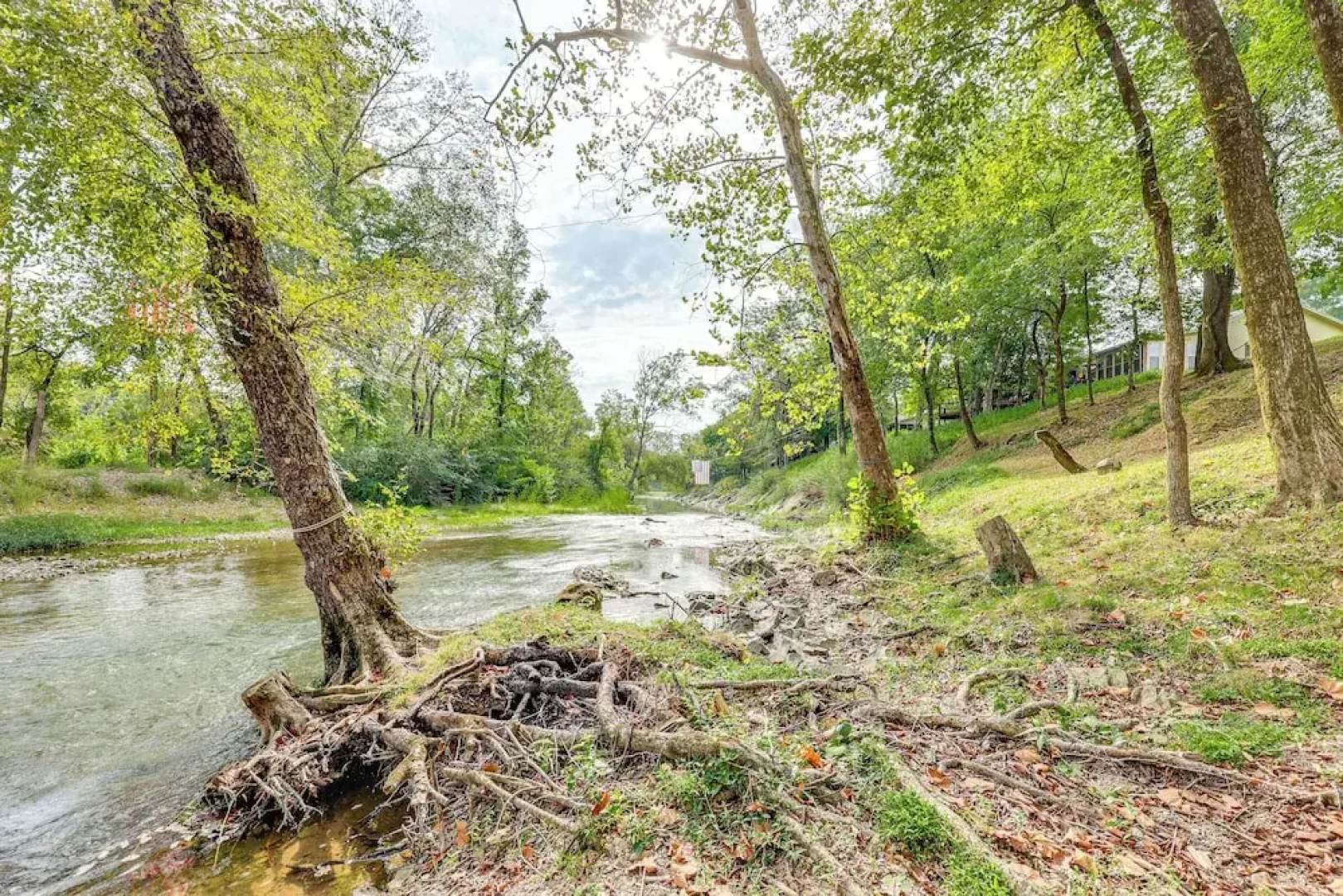 Riverfront Cabin on 2 Acres in Glenwood!