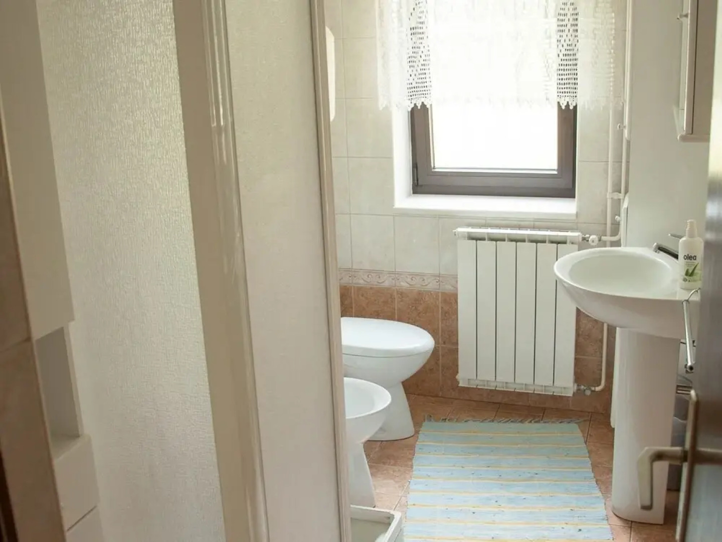 Apartments and rooms Nataša 2