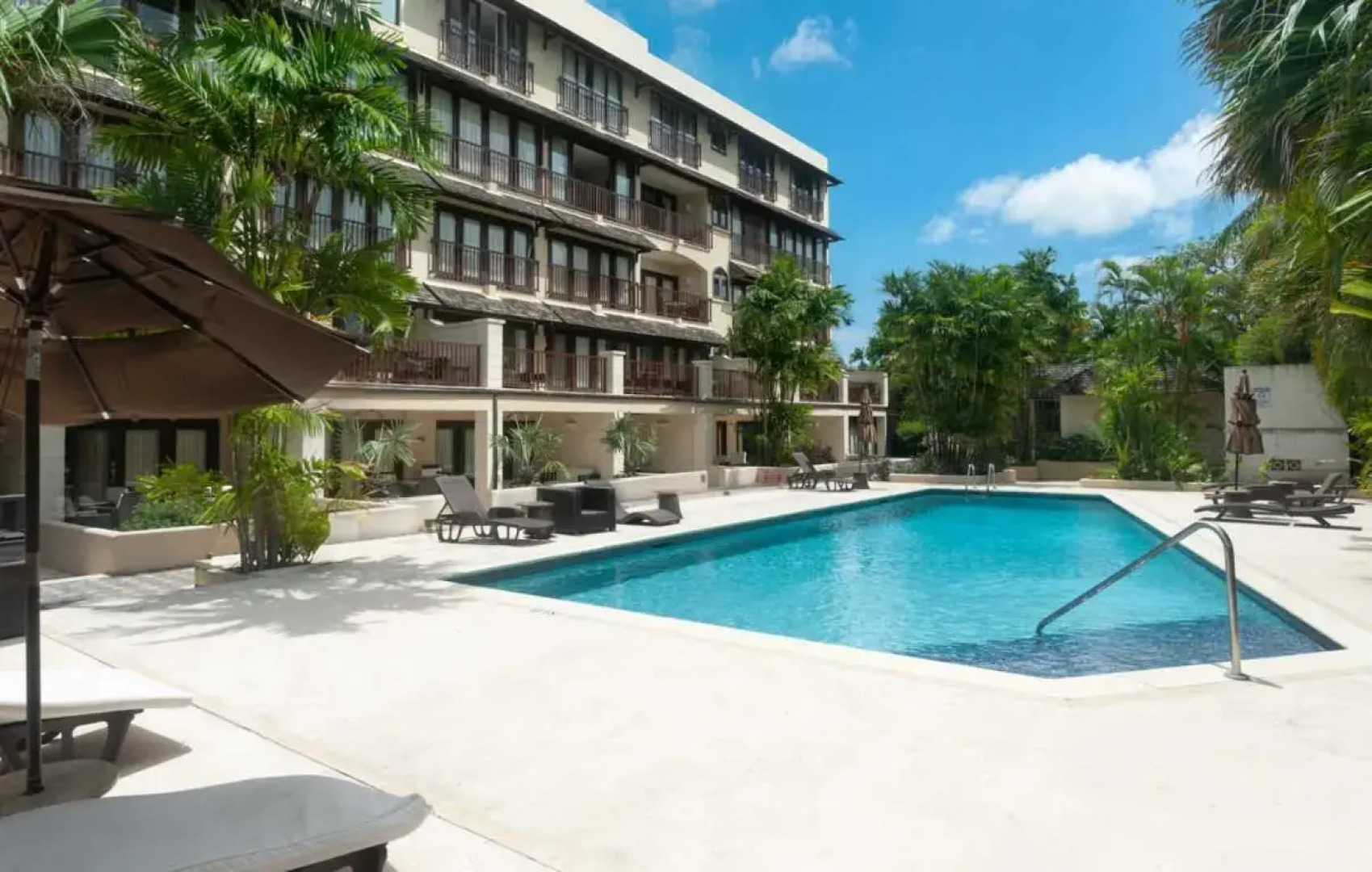 Wonderful 1-bed condo, 2min walk to beach & more