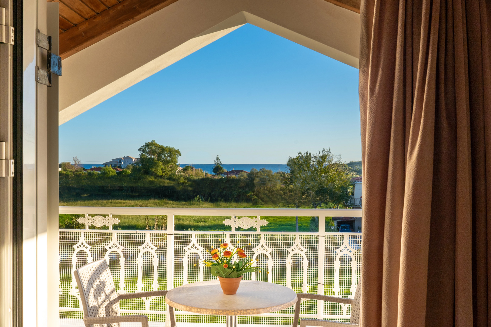 Antonis Apartments Pool Bar