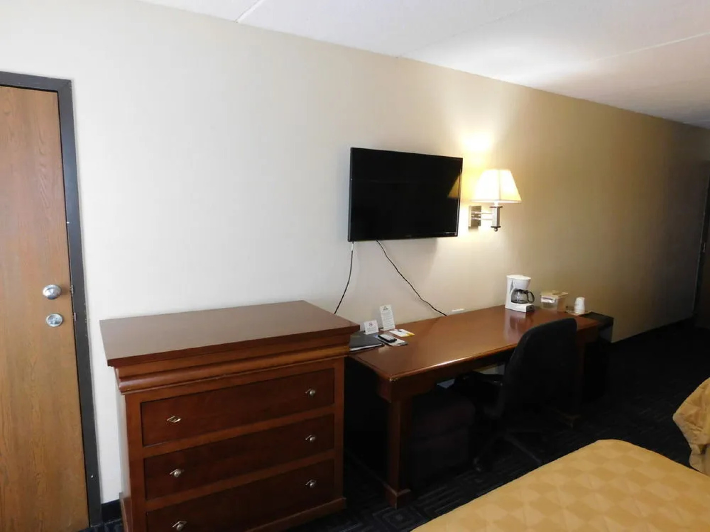 Days Inn by Wyndham Mounds View Twin Cities North