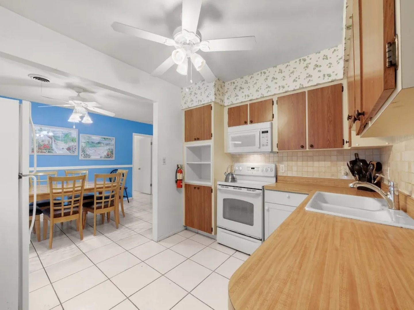 Parkdale Home by Vtrips