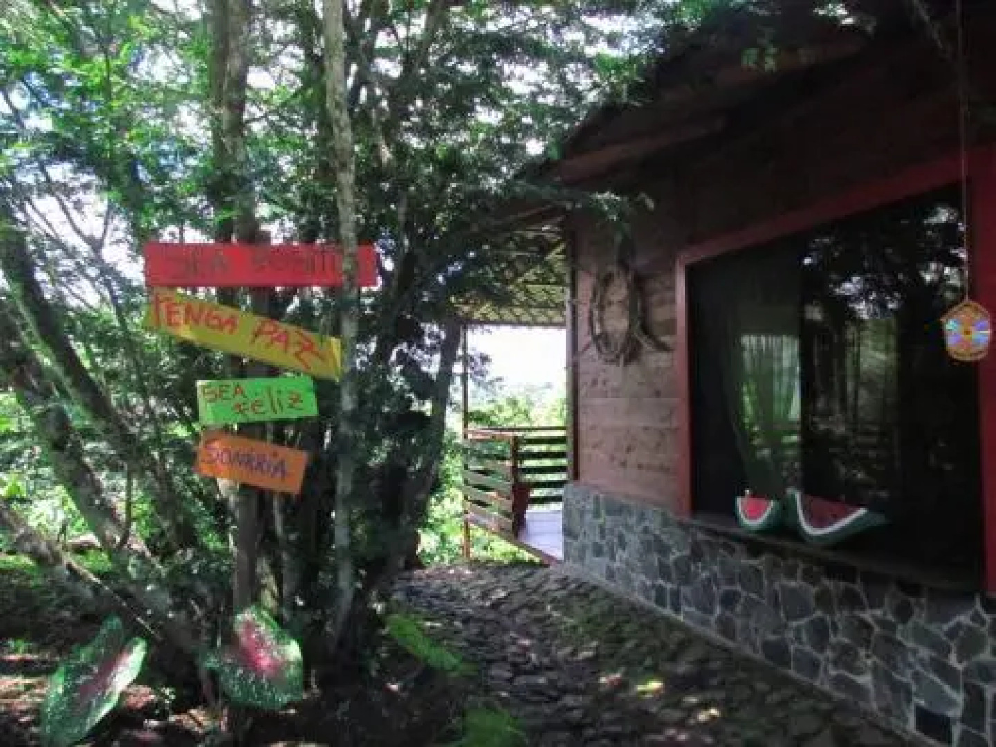 The House of Hummingbird