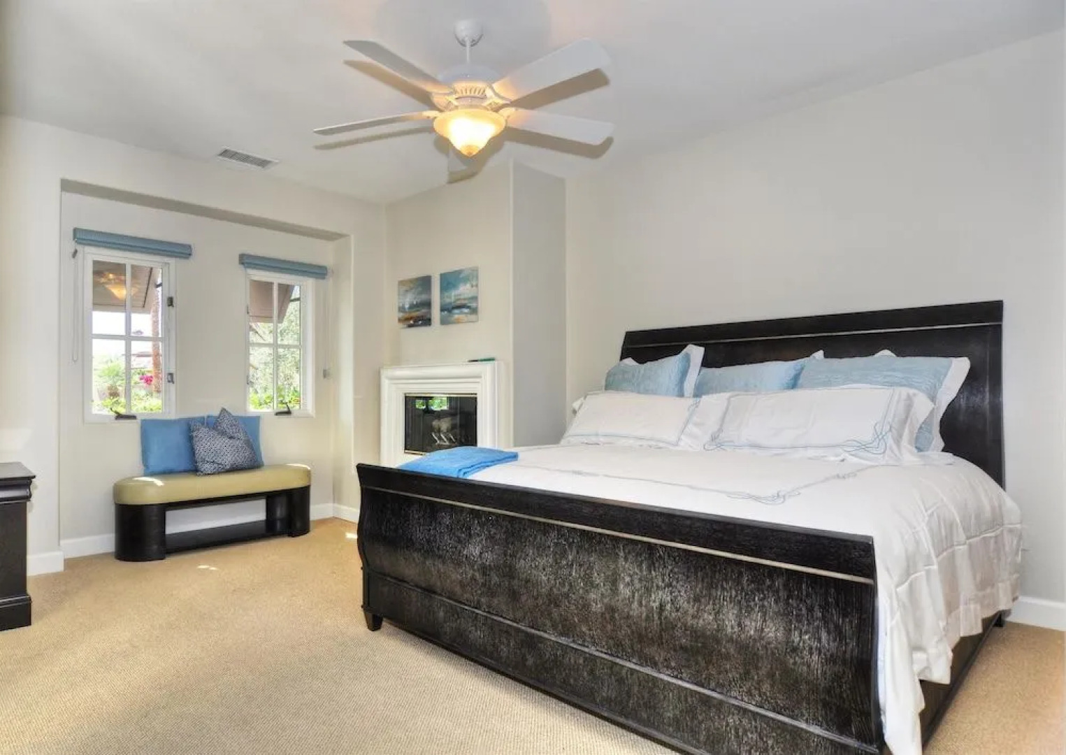 Spectacular Lakefront Estate