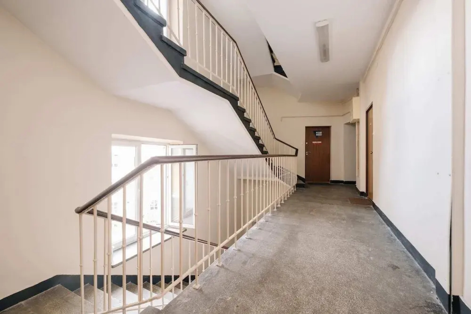 Plac Konstytucji Studio