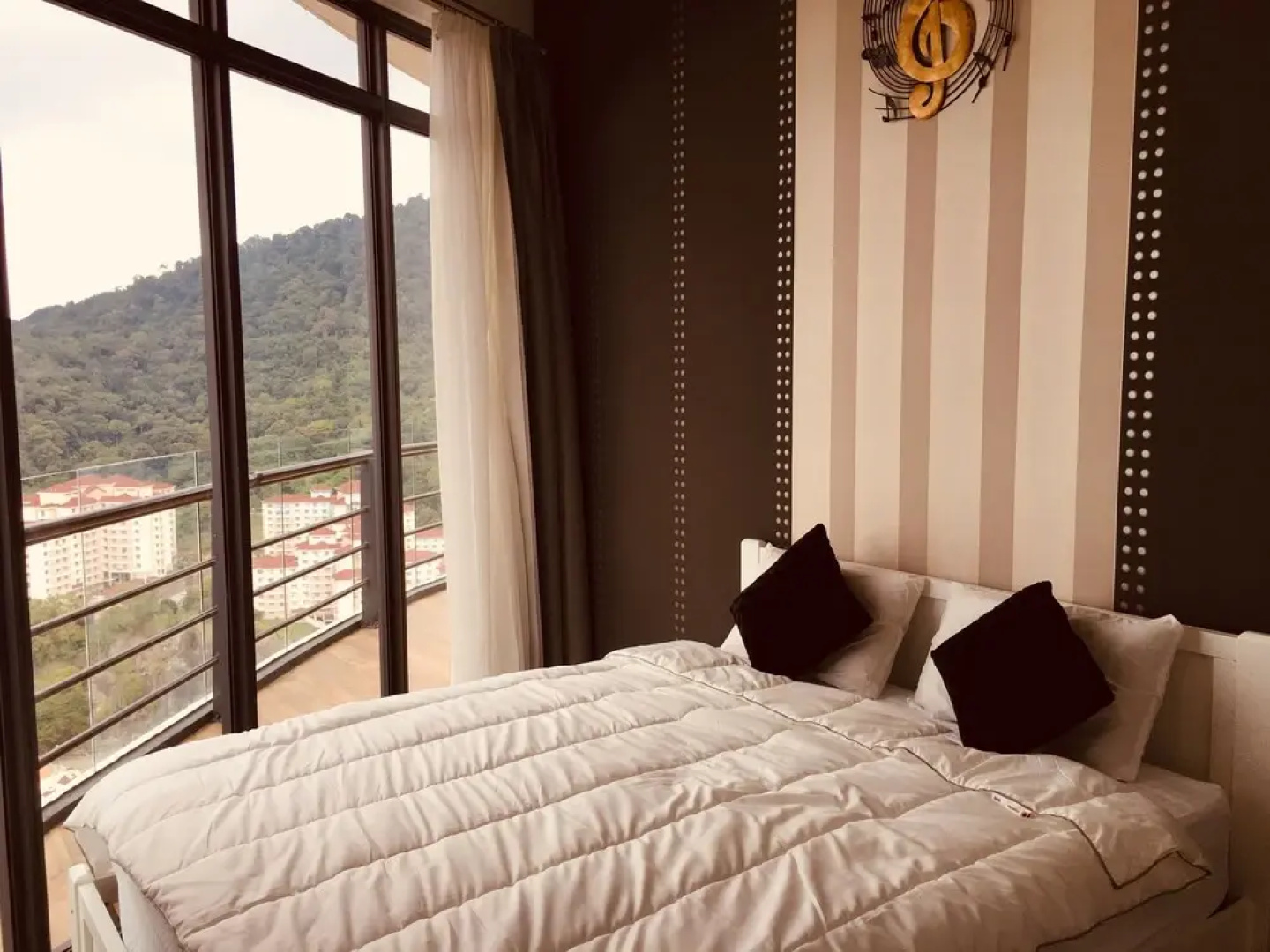 ArteS Family Suite