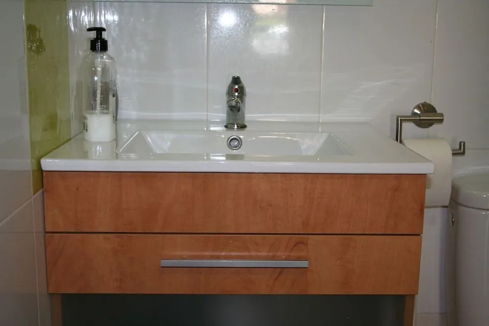 Alojamientos Acá y Allá - Hostel