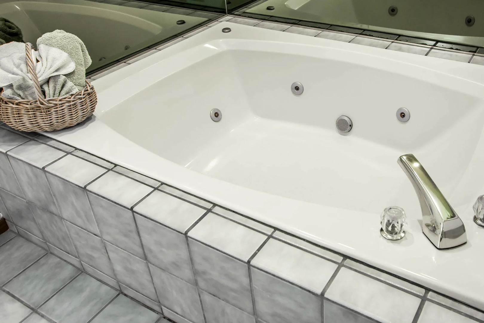 Econo Lodge Inn & Suites Dubuque