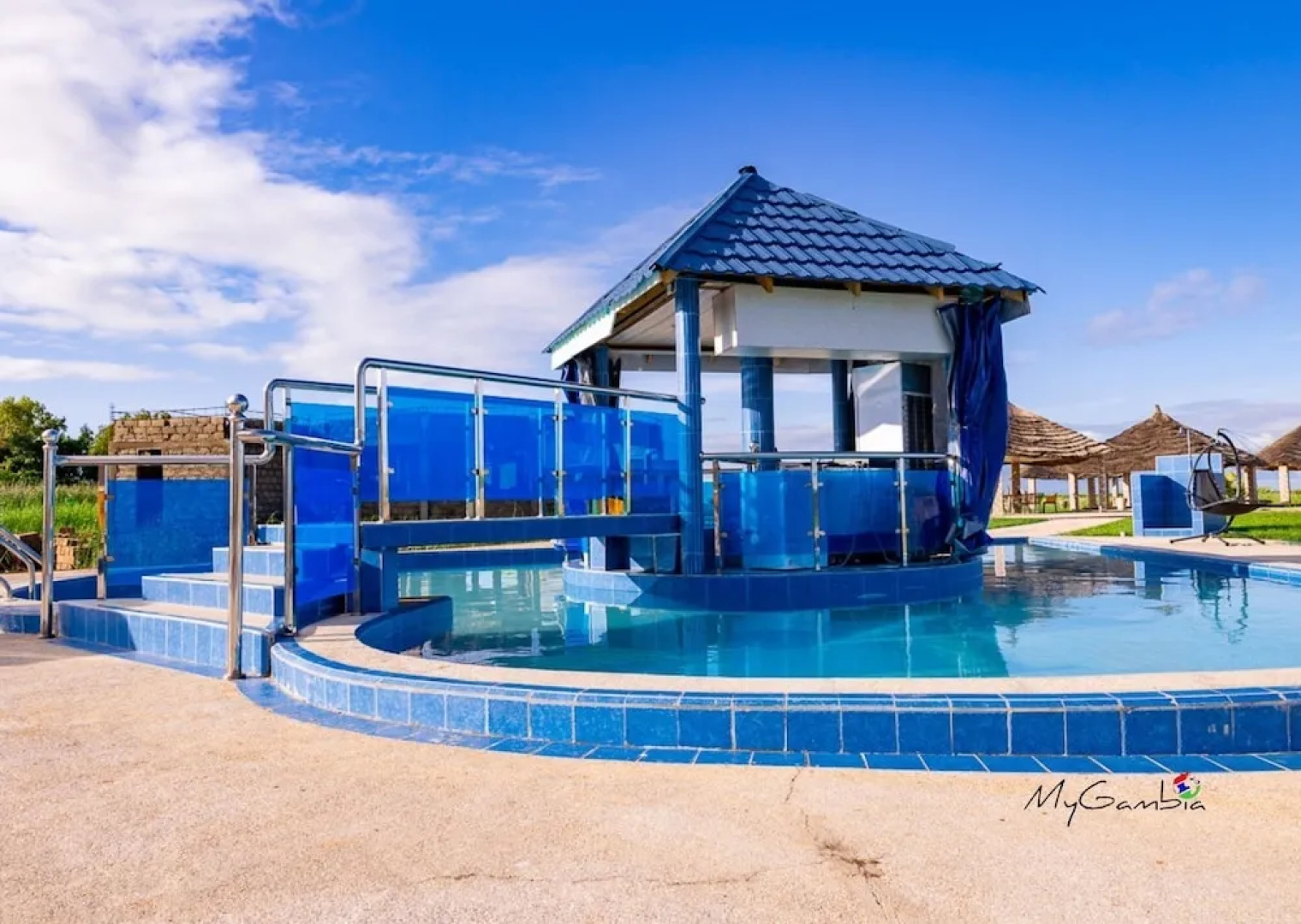 Seaview 1-bed Suite on Cape Point Beach, Bakau - Bojang River Lodge