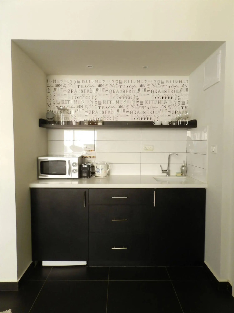 27 Montefiore TLV