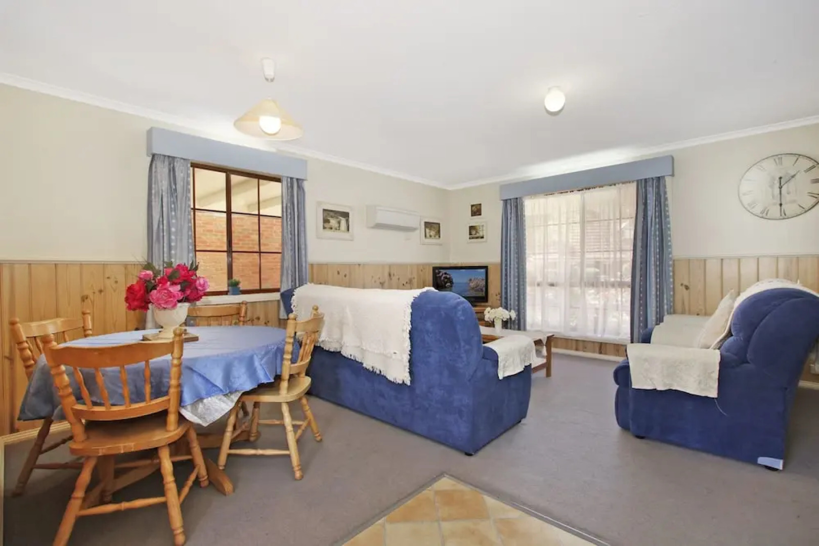 Oak Cottage - Tudor Village Unit 5