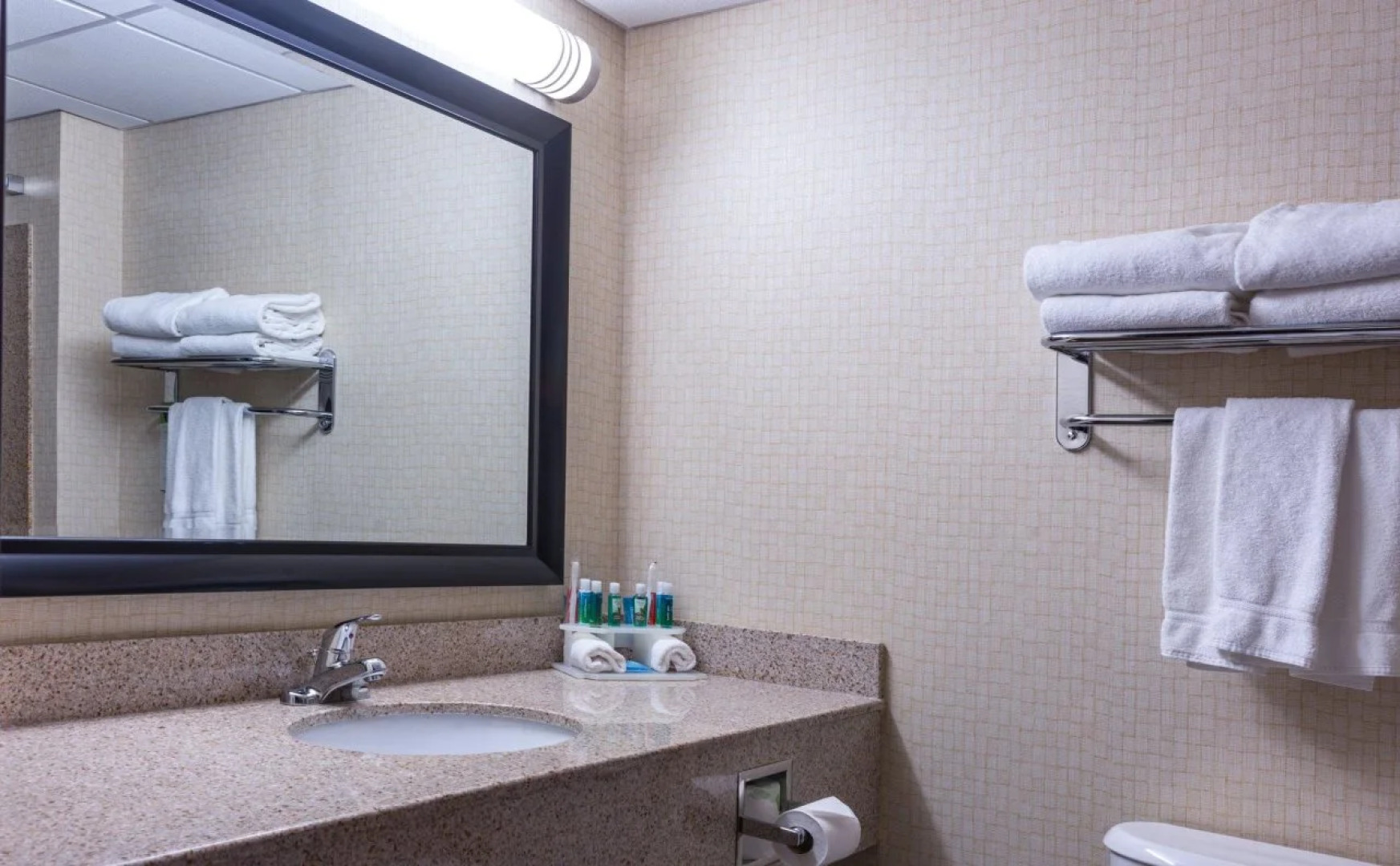 Holiday Inn Express Hartford – Newington, by IHG