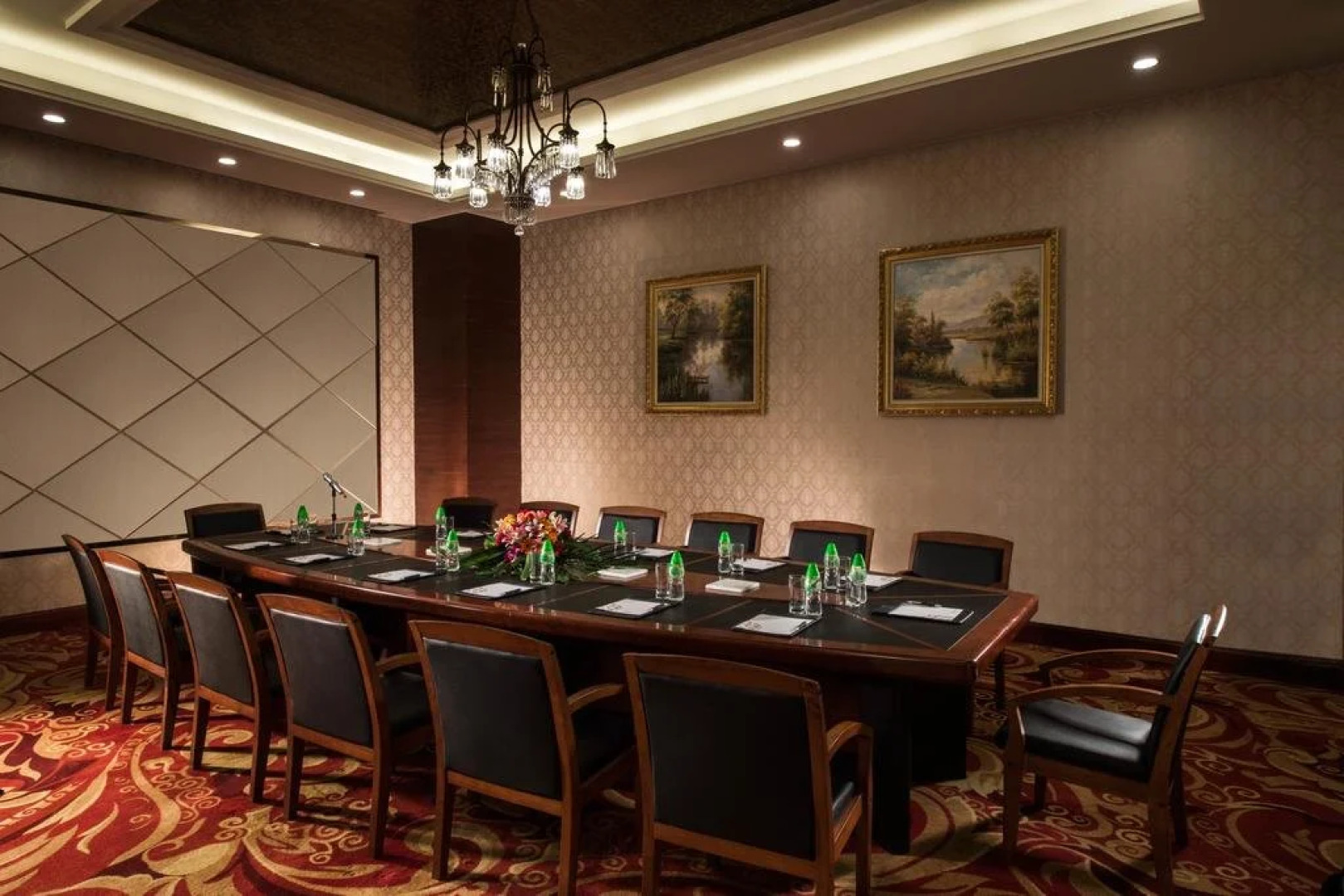 Venus Royal Hot Spring Hotel